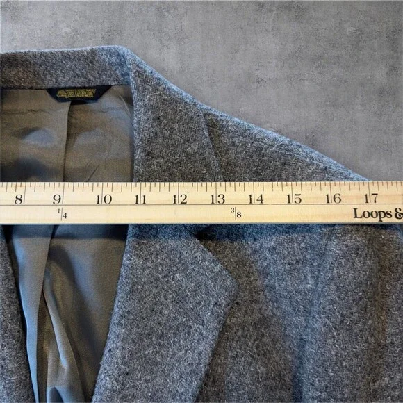 Vintage OAKBROOK Men’s Blazer 38R Gray Tweed Wool Sport Coat Two‑Button Jacket